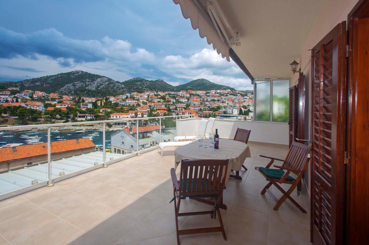 Seaview Guesthouse - Zf Hvar Хвар Екстериор снимка