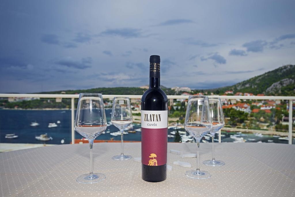 Seaview Guesthouse - Zf Hvar Хвар Екстериор снимка