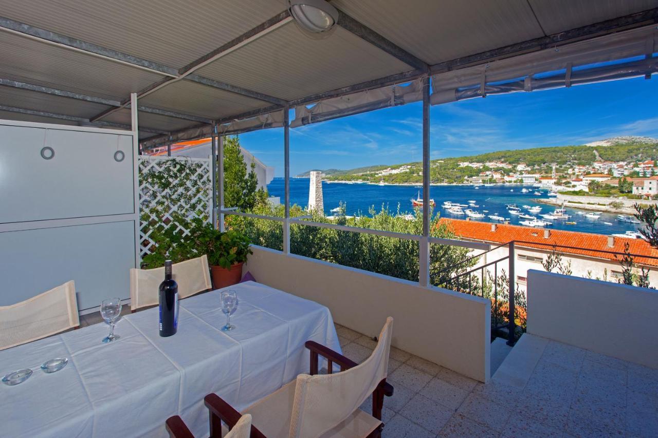 Seaview Guesthouse - Zf Hvar Хвар Екстериор снимка